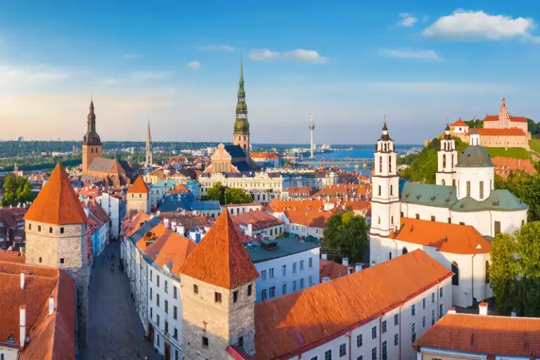 The Baltic States 10 The Baltic States, Europe