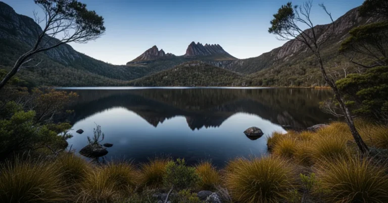 Tasmania 1 Cradle Mountain reflecting in Dove Lake, Tasmania